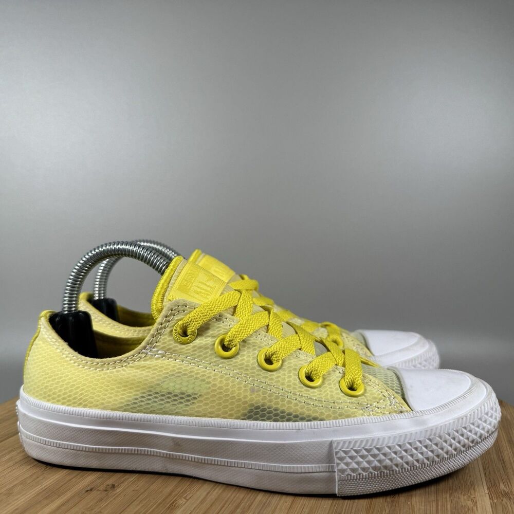 Converse Chuck Taylor All Star Lunarlon Womens 5 Yellow Low Top Shoes‎